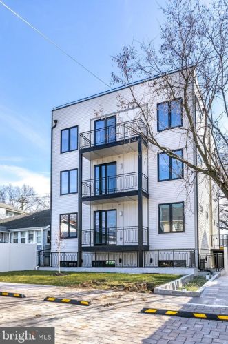 1002 Rhode Island Ave, Washington DC 20001-3213 exterior