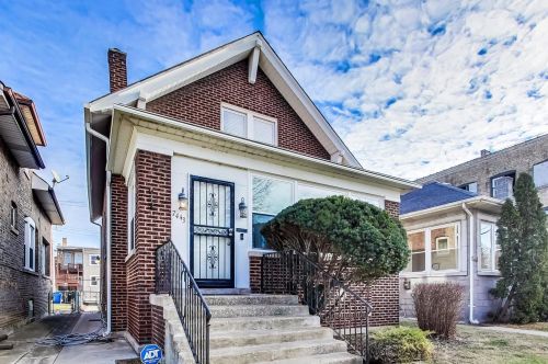 7443 Merrill Ave, Chicago IL  60649-3210 exterior