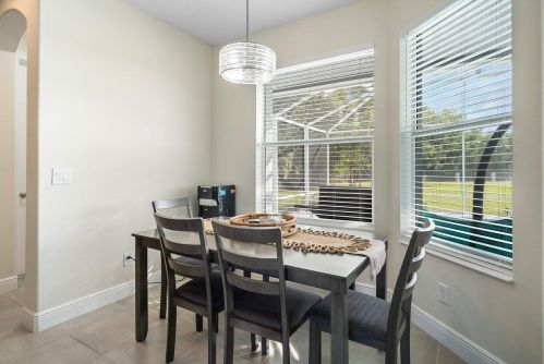 364 Saginaw Ave, Fort Pierce FL  34953-5988 exterior