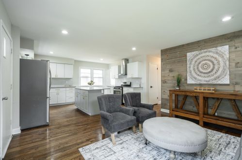 5741 96th St, Milwaukee WI  53225-2614 exterior