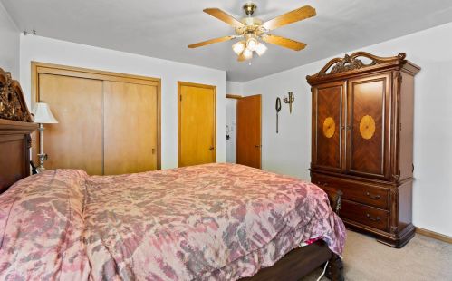 3160 70, Milwaukee WI 53219-4010 exterior