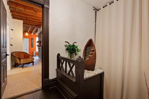 1817 Honore St, Chicago IL 60657-2007 exterior