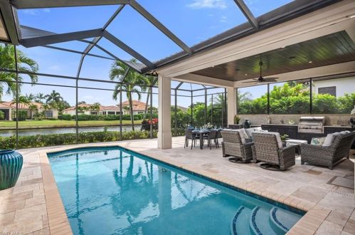 2200 Residence Cir, Naples, FL 34105-3098