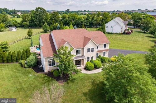 110 Pichelman Rd, Limerick PA 19468-2735 exterior