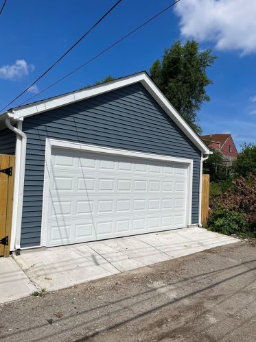 1651 Harding Ave, Chicago IL  60647-4609 exterior