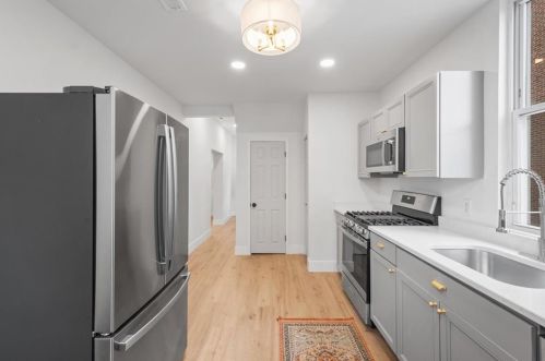 135 Bascom Ave, Pittsburgh PA  15214-1505 exterior