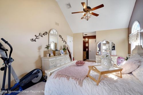 4 Cardinal Ct, Old Bridge NJ 08857-2793 exterior