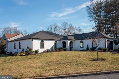 3693 Marc Ln, Huntingdon Valley, PA 19006-3117