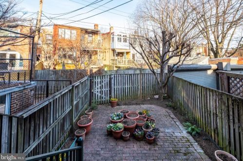 132 12 St, Washington DC 20003-1413 exterior