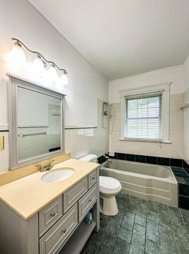 37 Clifton St, Atlanta GA 30317-2032 exterior