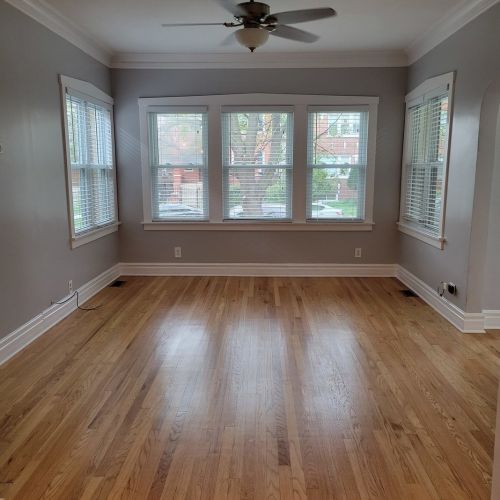 4144 Nelson St, Chicago, IL 60641-5441