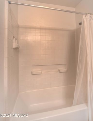 8363 Hunnic Dr, Tucson AZ 85747-5987 exterior