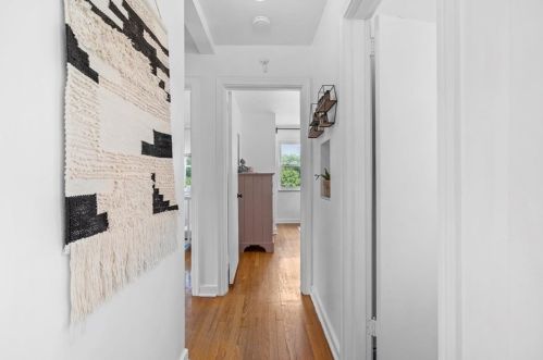 1572 Crestview Dr, Pittsburgh PA 15237-1507 exterior