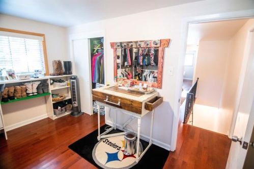 2305 Marbury Rd, Pittsburgh PA exterior