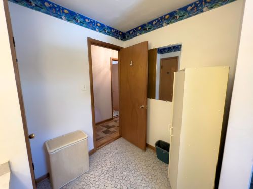 10733 Nordica Ave, Worth IL 60482-1442 exterior