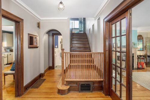 800 Sigsbee St, Grand Rapids MI 49506-2536 exterior