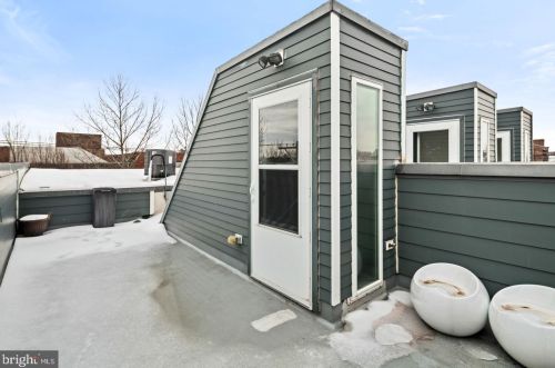 2109 Hagert St, Philadelphia PA 19132-4253 exterior