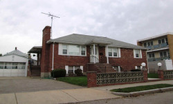 77 Silver Lake Ave, Newton, MA 02458-1110