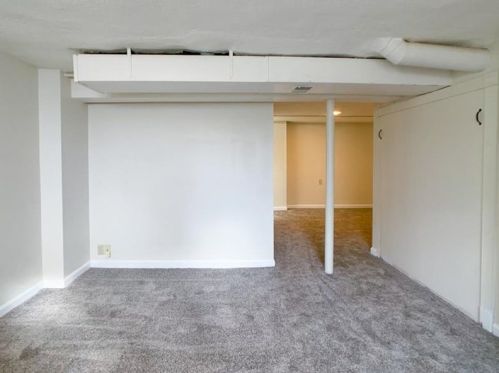 152 Bryant Dr, Pittsburgh PA 15235-4627 exterior