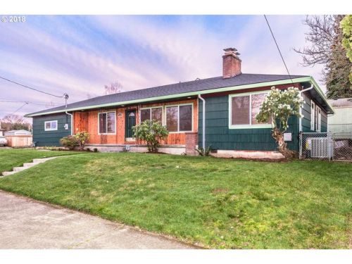 7236 Prescott St, Portland OR  97218-3838 exterior