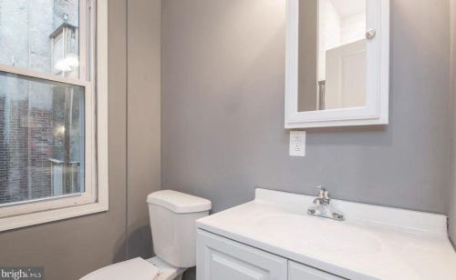 207 49 St, Philadelphia PA 19143-4444 exterior