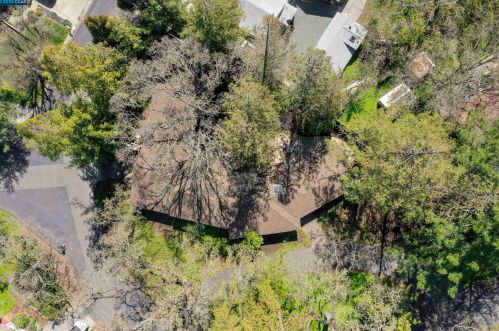 1640 Barnett Cir, Concord, CA 94523-4502