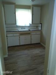 6807 Grandmont Ave, Detroit MI  48228-3821 exterior