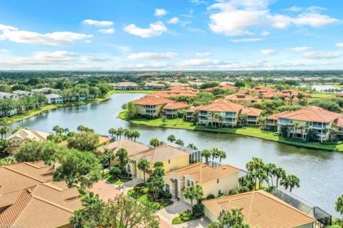 2288 Is Cv Cir, Naples FL 34109-0341 exterior