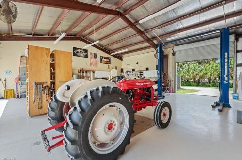 241 13 St, Naples FL 34117-2191 exterior