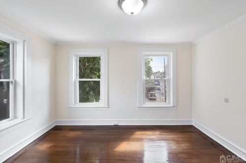 251 Handy St, New Brunswick NJ  08901-2943 exterior