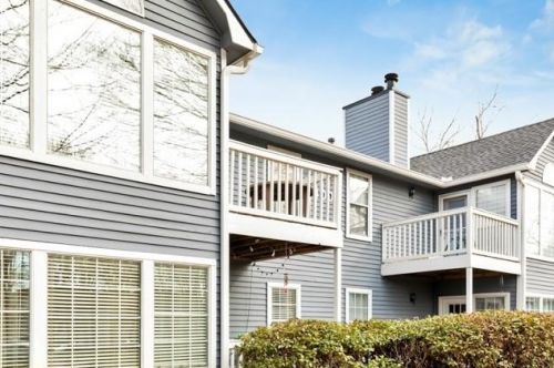 404 Gettysburg Pl, Atlanta, GA 30350-3077