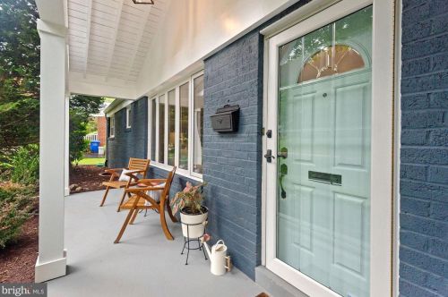 10 Eastmoor Dr, Silver Spring MD  20901-1935 exterior