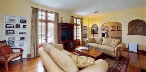 704 Devonshire Rd, Pittsburgh PA  15213-2914 exterior