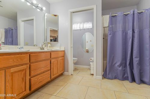 4701 40 Dr, Phoenix AZ 85019-1428 exterior