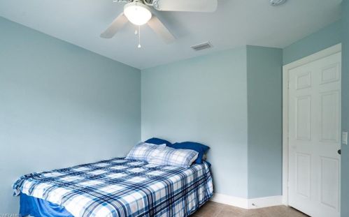 3225 10 Ave, Naples FL 34120-4984 exterior