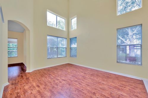 10246 Evergreen Hill Dr, Tampa FL 33647-2944 exterior