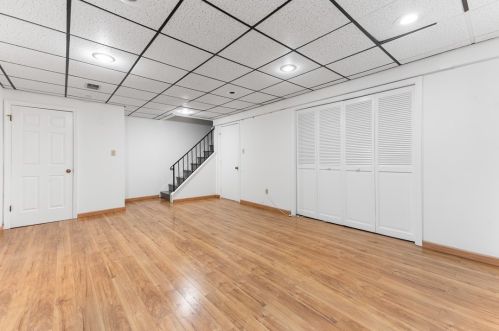 214 Allenberry Cir, Pittsburgh PA 15234-1002 exterior