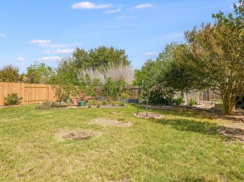 9609 Castle Pines Dr, Austin TX 78717-3898 exterior