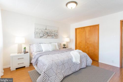 1925 11 St, Philadelphia PA 19147-1976 exterior