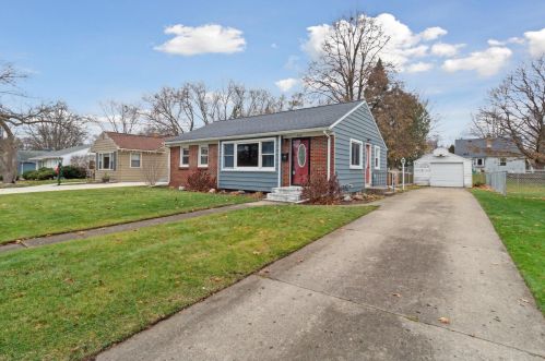 2119 Golfview Ave, Kalamazoo MI 49001-5223 exterior