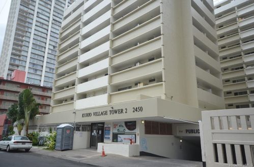 2450 Prince Edward St, Honolulu HI  96815-3221 exterior