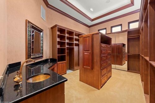 4277 Brynwood Dr, Naples FL 34119-8417 exterior