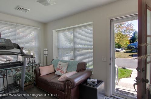 20 Monticello Dr, Lakehurst NJ  08759-1663 exterior