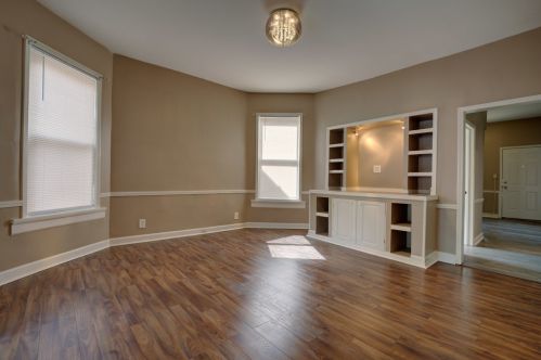 361 70 Pl, Chicago IL 60637-4603 exterior