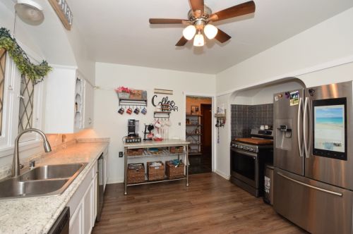 2654 16 St, Milwaukee WI 53215-3002 exterior