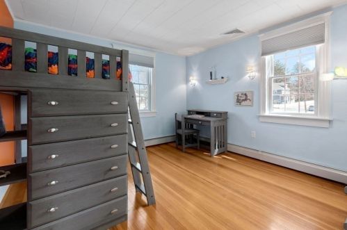 172 Middlesex St, North Andover MA 01845-3829 exterior