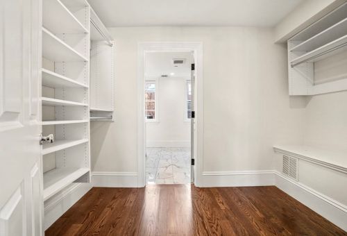 16 Pinckney St, Boston MA exterior