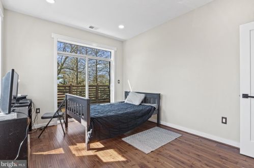 2216 30th St, Washington DC  20020-3369 exterior