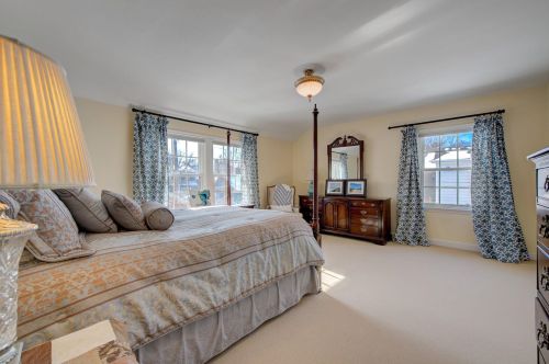 1206 Bayard Ave, Saint Paul MN 55116-1637 exterior