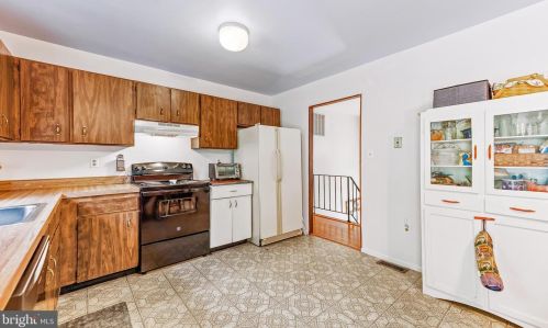 2030 Hatfield Rd, Huntingtown MD 20639-9582 exterior